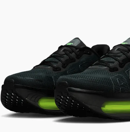 Vom. Premium Black Volt