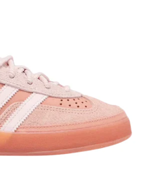 Gazelle Indoor 'Cabo Rojo'